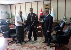 BEAH Kaya ile gururlandı